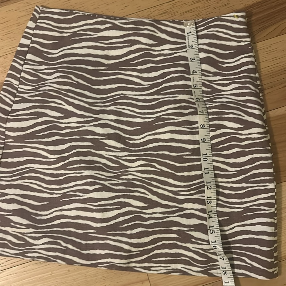 LOFT Brown Cream Zebra Print Mini Skirt Fully Lined Side Zip - Picture 5 of 7